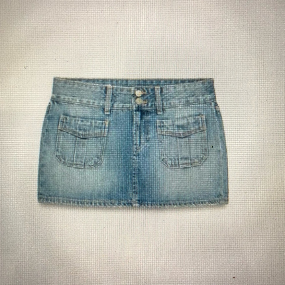 ZARA - THE DENIM SKIRT + LIGHT BLUE/WOMENS SIZE 24